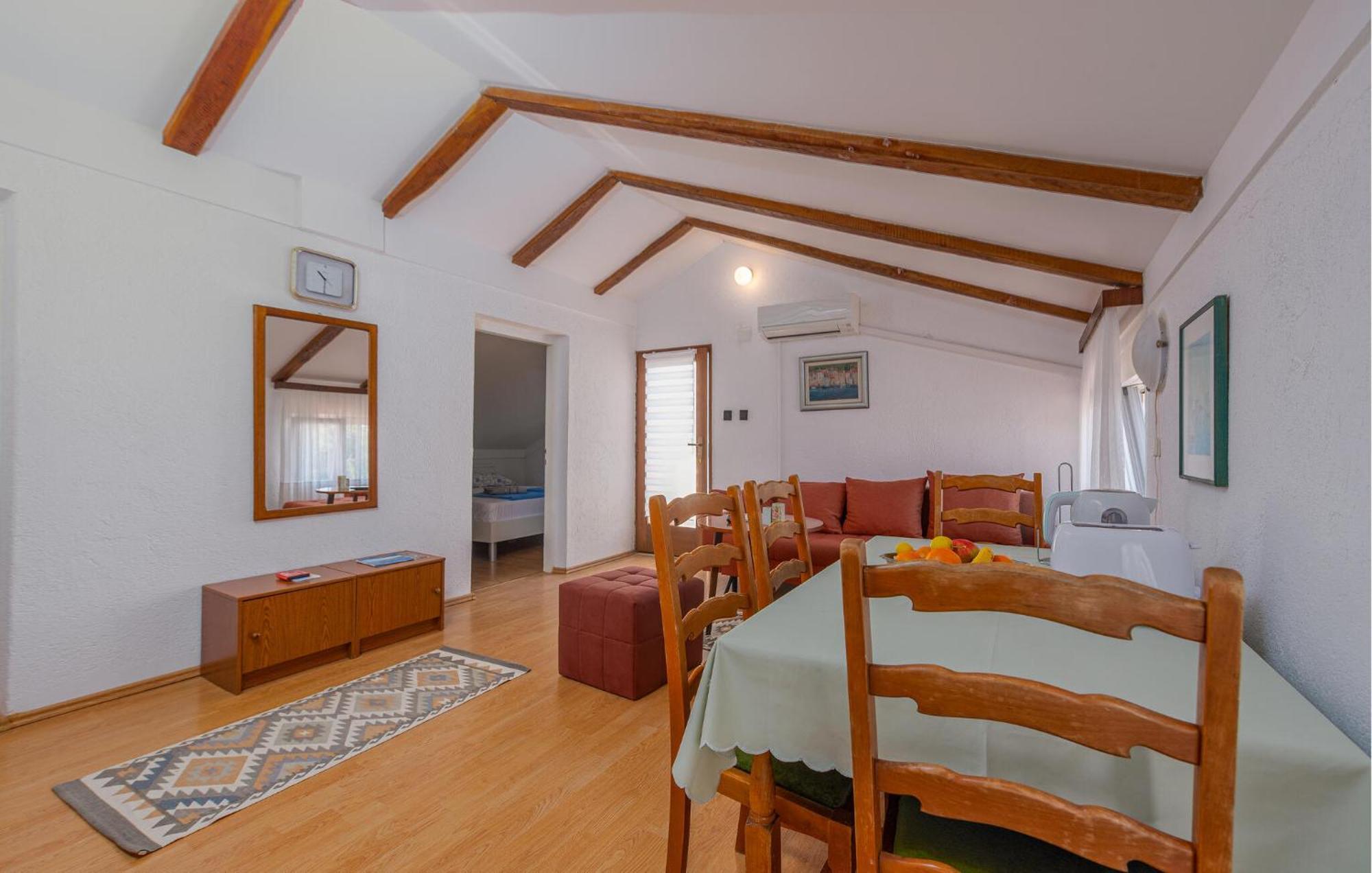 Nice Apartment In Potocnica With House Sea View Borovići Exterior foto